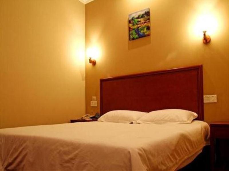 Greentree Inn Shandong Jinan Daming Lake Business Hotel מראה חיצוני תמונה