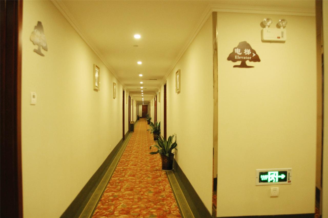 Greentree Inn Shandong Jinan Daming Lake Business Hotel מראה חיצוני תמונה