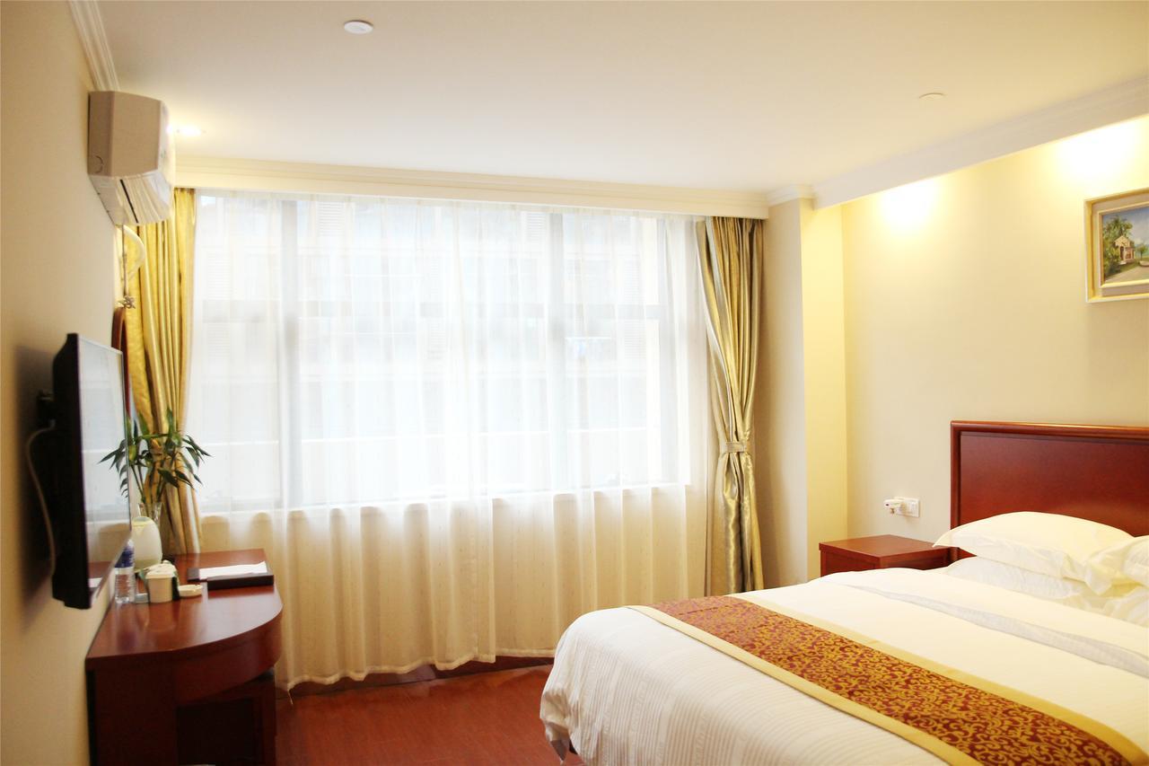 Greentree Inn Shandong Jinan Daming Lake Business Hotel מראה חיצוני תמונה