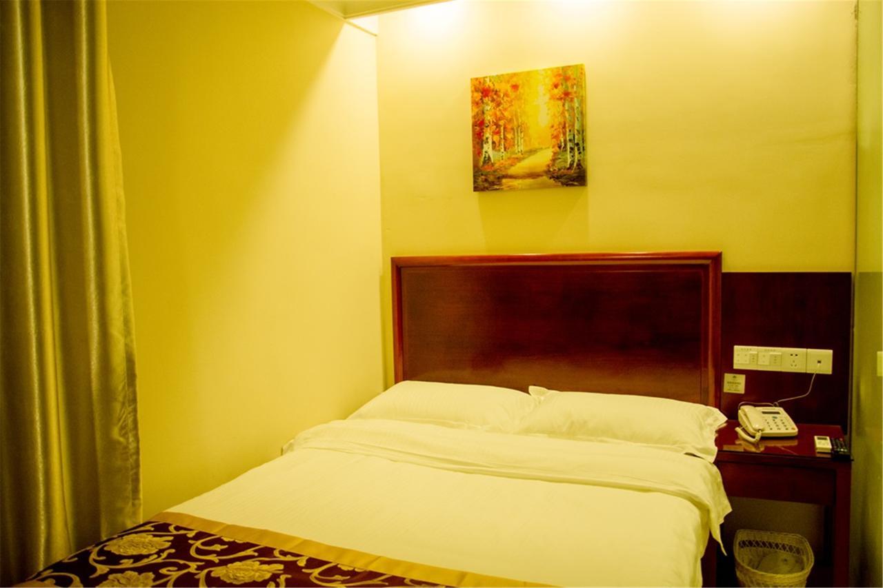 Greentree Inn Shandong Jinan Daming Lake Business Hotel מראה חיצוני תמונה