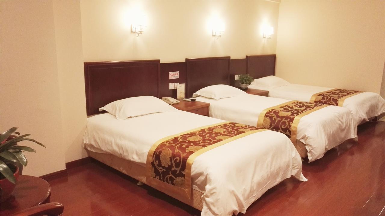 Greentree Inn Shandong Jinan Daming Lake Business Hotel מראה חיצוני תמונה