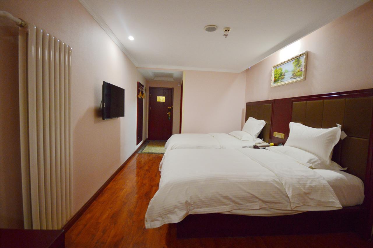 Greentree Inn Shandong Jinan Daming Lake Business Hotel מראה חיצוני תמונה